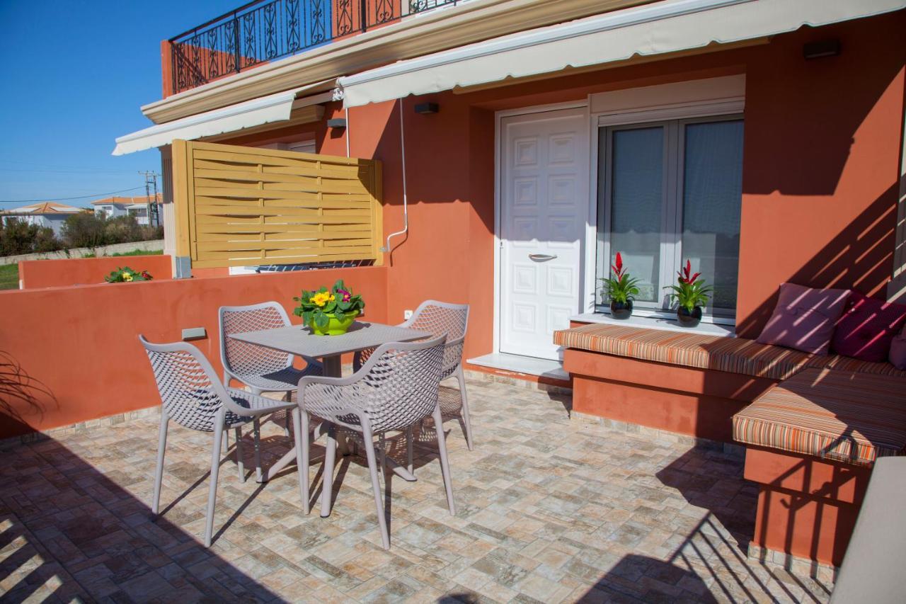 Paporas Apartments Svoronata Exterior photo